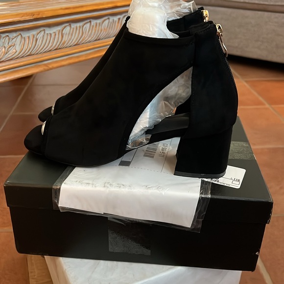 Chunky High Heel Booties Suede Open Toe Side Cut-Out Ankle Back Zipper 2” Heel - Picture 9 of 10